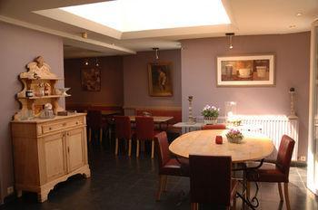 Cote Cour Hotel